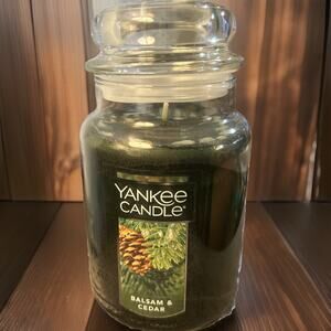 Yankee Candle/ Balsam & Cedar/Christmas Scent/ 22 oz New no box